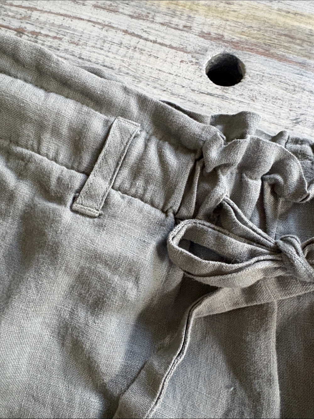 As new, Cloth & Stone 100% linen flowy capris, size M - Picture 3 of 5